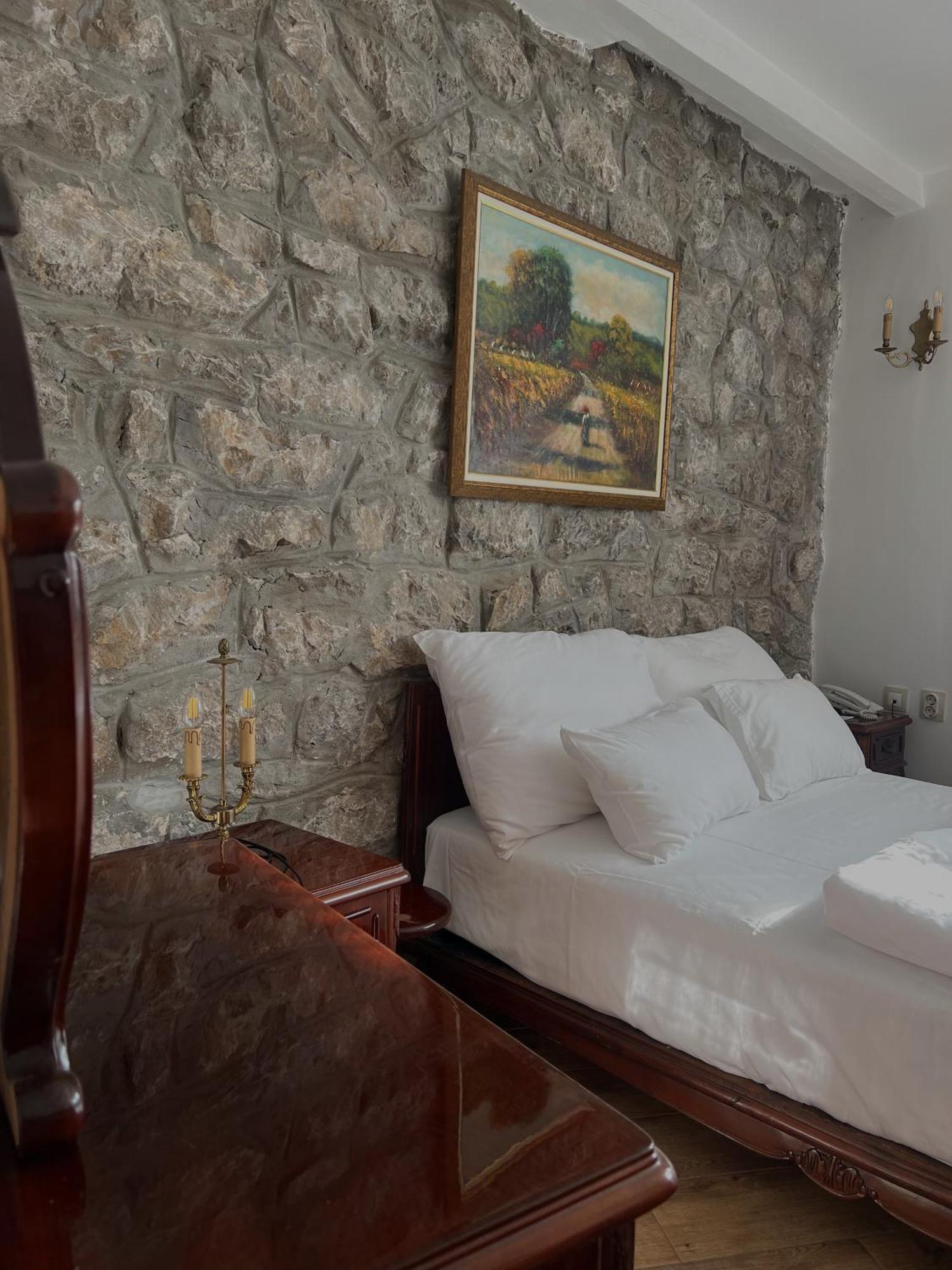 Garni Hotel Oblacinsko Jezero Oblacina Exterior photo